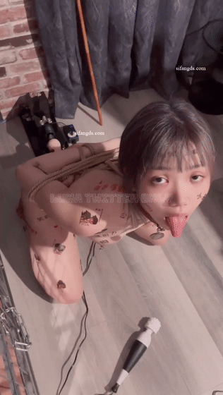 Lunana - 5000元订阅 大尺度露脸终极调教（4）